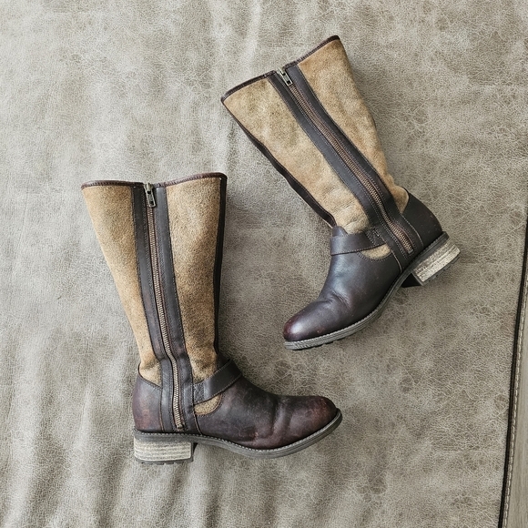 UGG Chancery Bomber Stout Brown Leather Zipper Sheepskin Boots - Picture 4 of 9